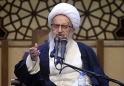 آیت الله مکارم: بدحجابی در قم یک مسئله سیاسی علیه نظام است / می خواهند با رواج آن، پایههای نظام را متزلزل کنند