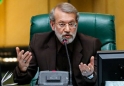 لاریجانی:نمایندگان از مسیر ترسیم شده توسط رهبری تبعیت میکنند/ همه بخشها برای کنترل قیمتها همت کنند