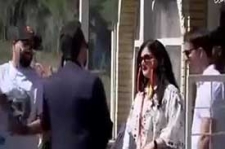 ویدیو/ نحوه جدید تذکر حجاب در ورودی باغ ارم شیراز!