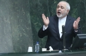 تنش در مجلس هنگام سخنان ظریف / فریاد برخی نمایندگان: دروغگو، دوست نداریم دروغ بشنویم / ظریف: رهبر انقلاب به من صادق گفتند، اما شما به من دروغگو گفتید؛ ایشان به من شجاع گفتند، اما شما به من ذلیل گفتید / شعار برخی نمایندگان: مرگ بر دروغگو؛ واکنش ظریف: از مهمان نوازی شما سپاسگزارم / سیاستهای کلی نظام در حوزه سیاست خارجی را مقام معظم رهبری تعیین میکنند / هیچگاه مسائل داخلی را به خارج نبردم