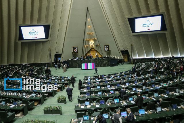 ۴ سوال از وزرای بهداشت و ارتباطات اعلام وصول شد ۴ سوال از وزرای بهداشت و ارتباطات اعلام وصول شد