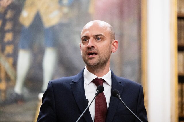 وزیر خارجه فرانسه در واکنش به اظهارات ترامپ: گرینلند فروشی نیست وزیر خارجه فرانسه در واکنش به اظهارات ترامپ: گرینلند فروشی نیست