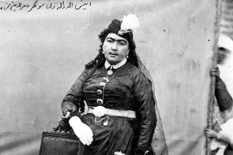 ماجرای ازدواج ناصرالدینشاه با انیسالدوله | سیندرلای ایرانی چطور از میان آن همه دختر دهاتی پیدا شد؟ ماجرای ازدواج ناصرالدینشاه با انیسالدوله | سیندرلای ایرانی چطور از میان آن همه دختر دهاتی پیدا شد؟