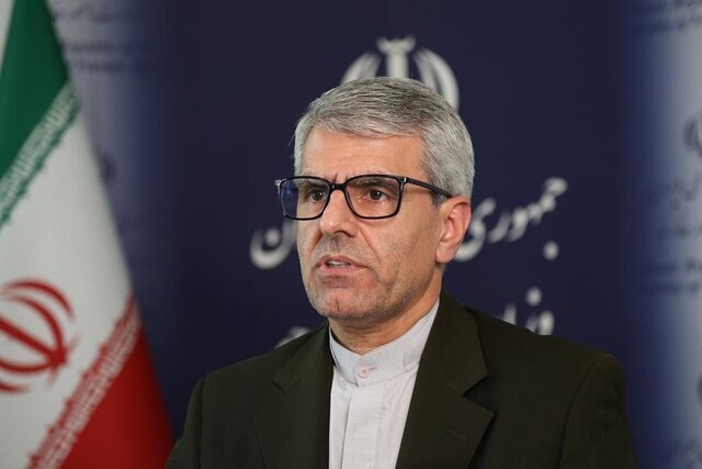 تهدید ترامپ به افزایش تعرفههای تجاری بر شرکای اقتصادی ایران | واکنش سخنگوی وزارت خارجه تهدید ترامپ به افزایش تعرفههای تجاری بر شرکای اقتصادی ایران | واکنش سخنگوی وزارت خارجه