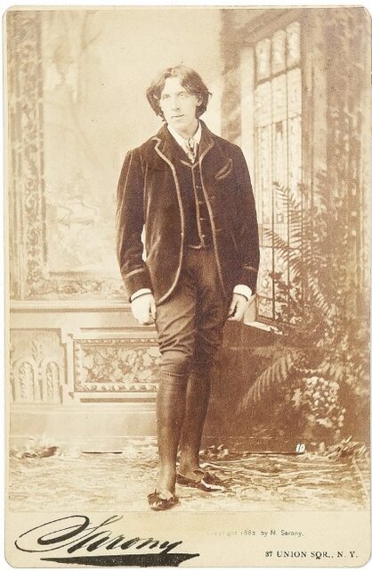 حراج عکسها و دستنوشتههای نادر «اسکار وایلد»