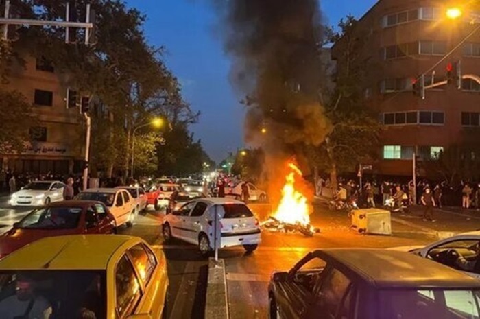 استانداری: کمتر از ۴۰۰ نفر در اغتشاشات اخیر مشهد جان باختند استانداری: کمتر از ۴۰۰ نفر در اغتشاشات اخیر مشهد جان باختند