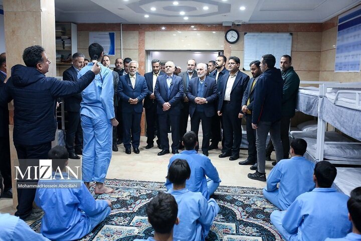 تعیین تکلیف سریع پروندههای بازداشتشدگان زیر ۱۸ سال در حوادث اخیر تعیین تکلیف سریع پروندههای بازداشتشدگان زیر ۱۸ سال در حوادث اخیر