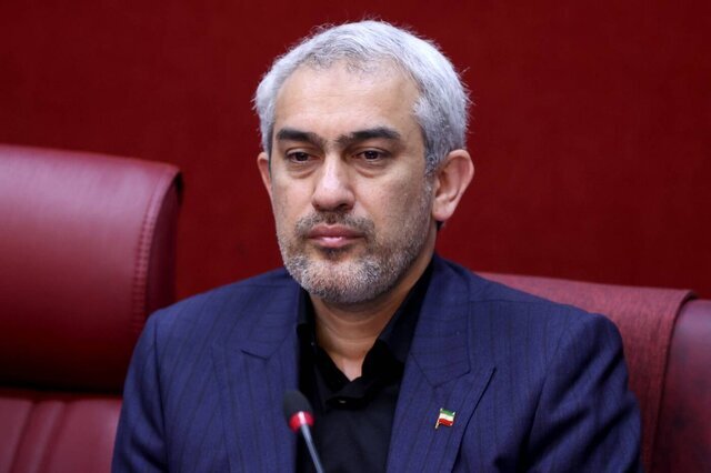 مدنیزاده: سیاست تکنرخی ارز با محوریت بخش خصوصی پیش میرود مدنیزاده: سیاست تکنرخی ارز با محوریت بخش خصوصی پیش میرود