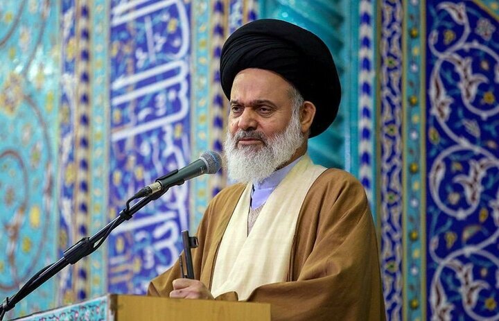 امام جمعه قم: ایران برای اتمام حجت با جهان وارد مذاکره شده امام جمعه قم: ایران برای اتمام حجت با جهان وارد مذاکره شده