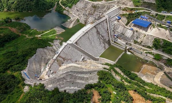 فیلیپین سرمایهگذاری بزرگ۱.۳ میلیارد دلاری در نیروگاههای آبی را کلید زد فیلیپین سرمایهگذاری بزرگ۱.۳ میلیارد دلاری در نیروگاههای آبی را کلید زد