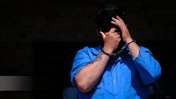 روایت پدر ملیکا از جزئیات ربودن و قتل دخترش توسط یک راننده روایت پدر ملیکا از جزئیات ربودن و قتل دخترش توسط یک راننده