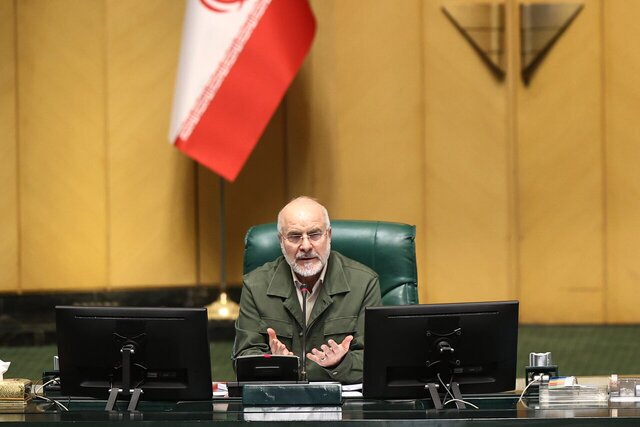 تذکر قالیباف به میدری درباره اصلاح دهک بندیها تذکر قالیباف به میدری درباره اصلاح دهک بندیها