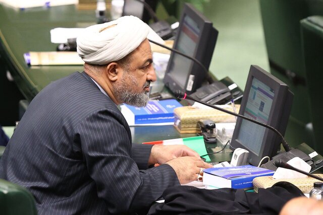 رسایی: باید بررسی کنیم که چرا بعد از شبه کودتای اخیر حتی یک فرماندار هم عزل نشد رسایی: باید بررسی کنیم که چرا بعد از شبه کودتای اخیر حتی یک فرماندار هم عزل نشد