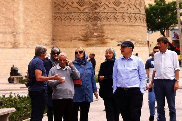 عوارض هر گردشگر خارجی ۵ یورو شد عوارض هر گردشگر خارجی ۵ یورو شد