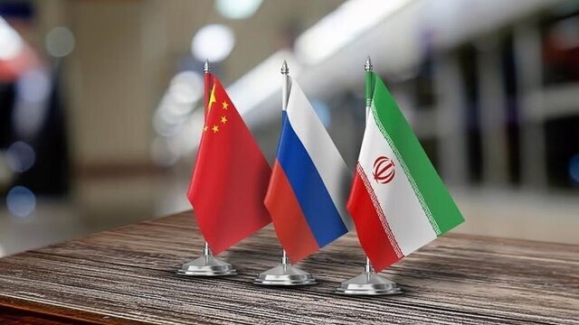 دیدار هیئتهای ایران، چین و روسیه در وین دیدار هیئتهای ایران، چین و روسیه در وین