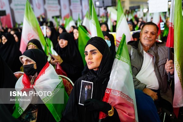 تصاویر/ مراسم چهلم جانباختگان حوادث دی ماه