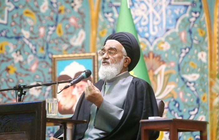 امام جمعه قم: در حوادث اخیر، طراحی اصلی آمریکا برای حذف مقام معظم رهبری، الگویی شبیه ونزوئلا بود امام جمعه قم: در حوادث اخیر، طراحی اصلی آمریکا برای حذف مقام معظم رهبری، الگویی شبیه ونزوئلا بود