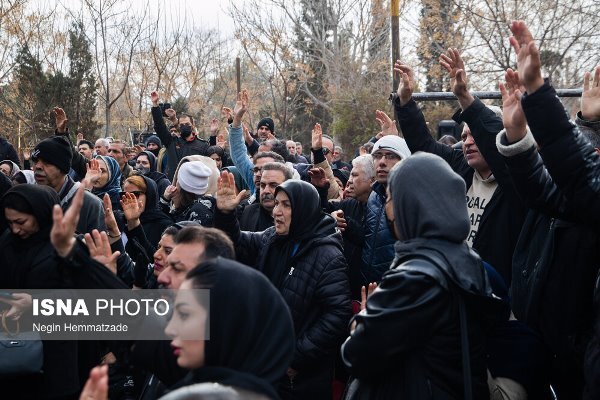 مراسم تشییع پیکر «رضا رویگری» مراسم تشییع پیکر «رضا رویگری»