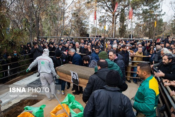 مراسم تشییع پیکر «رضا رویگری» مراسم تشییع پیکر «رضا رویگری»