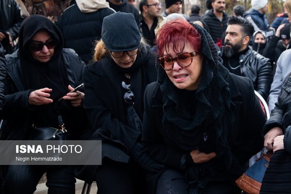 مراسم تشییع پیکر «رضا رویگری» مراسم تشییع پیکر «رضا رویگری»