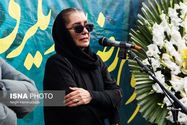 مراسم تشییع پیکر «رضا رویگری» مراسم تشییع پیکر «رضا رویگری»