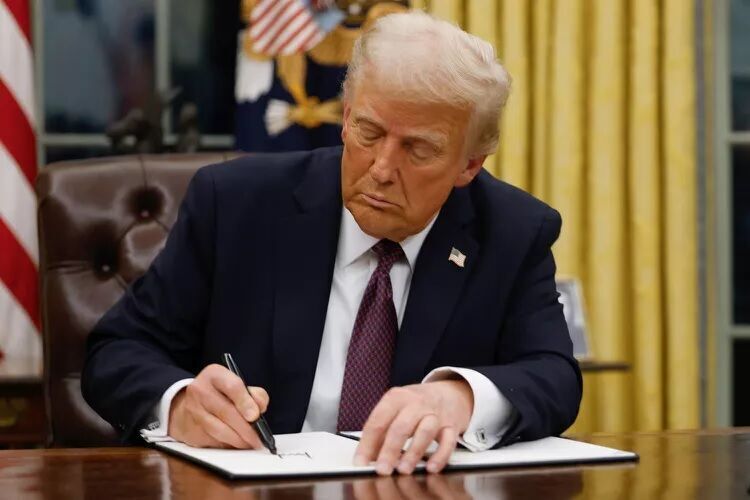 ترامپ تعرفه کالاهای کره جنوبی را افزایش داد ترامپ تعرفه کالاهای کره جنوبی را افزایش داد