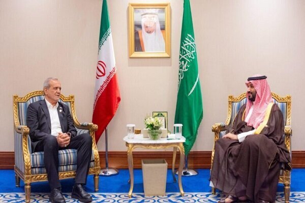 گفتگوی رئیس جمهور با ولیعهد عربستان | بن سلمان: تهدید و تنش علیه ایران را غیرقابلپذیرش میدانیم گفتگوی رئیس جمهور با ولیعهد عربستان | بن سلمان: تهدید و تنش علیه ایران را غیرقابلپذیرش میدانیم