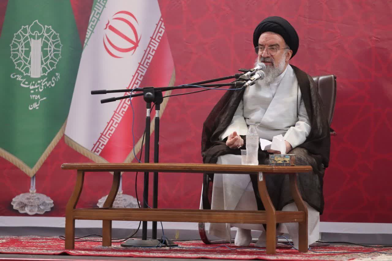 احمد خاتمی: گزینههای رهبری مشخص شده احمد خاتمی: گزینههای رهبری مشخص شده