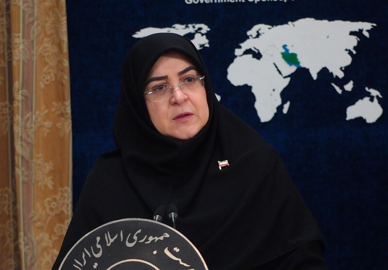 سخنگوی دولت: ذخیره بنزین و دارو کافی است سخنگوی دولت: ذخیره بنزین و دارو کافی است