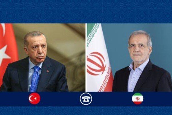 پزشکیان: آماده رفع سوء تفاهم ها درباره ادعای حملات موشکی از ایران به ترکیه هستیم پزشکیان: آماده رفع سوء تفاهم ها درباره ادعای حملات موشکی از ایران به ترکیه هستیم