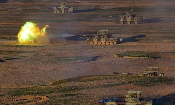 رزمایش ترکیبی ۱۴۰۴ نیروی زمینی سپاه برگزار شد رزمایش ترکیبی ۱۴۰۴ نیروی زمینی سپاه برگزار شد