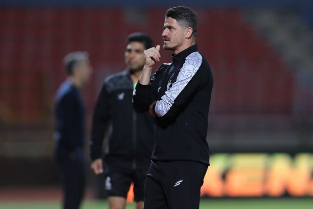 وریا غفوری به کادر فنی استقلال برگشت؟ وریا غفوری به کادر فنی استقلال برگشت؟