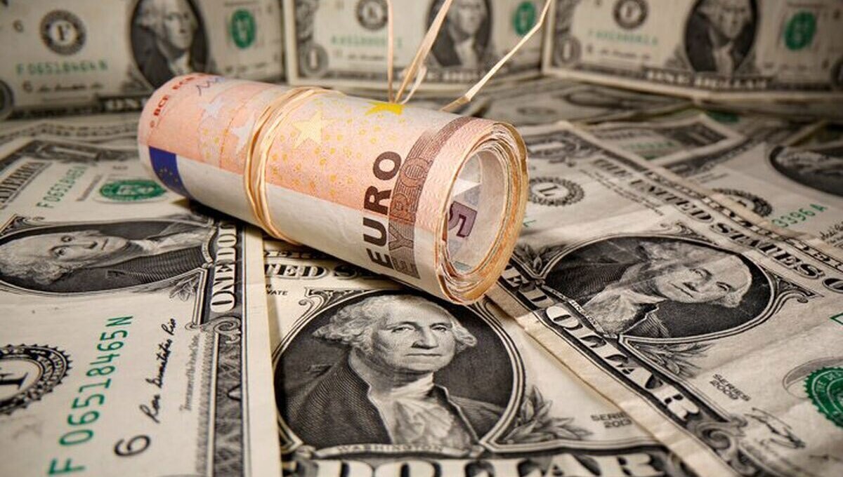 پول‌پاشی رانت‌خواران ارزی برای جلوگیری از شفافیت بازار دلار 