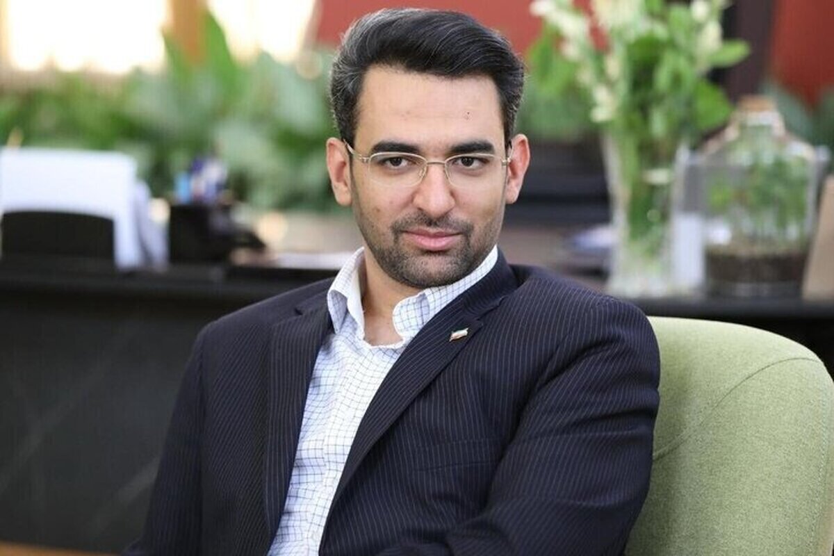 آذری جهرمی: کمربندها رو محکم‌تر ببندیم