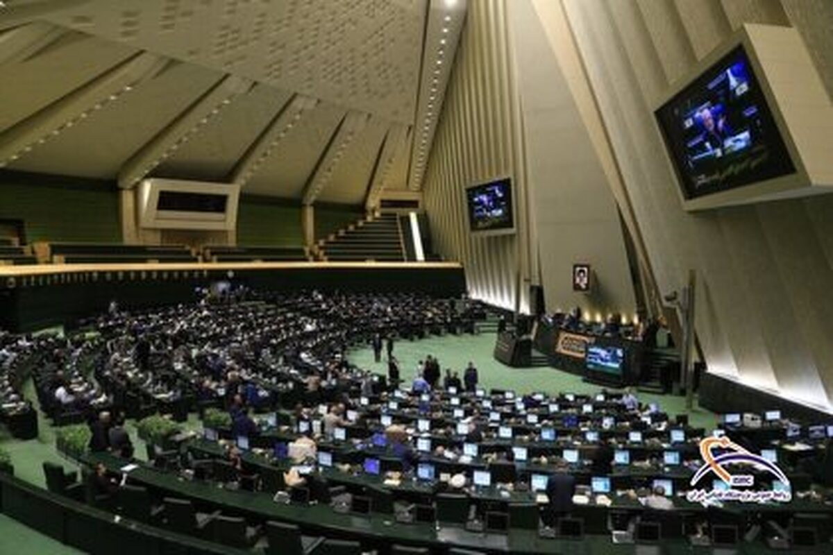 با قرائت بیانهای در صحن علنی مجلس صورت گرفت؛ تقدیر مجلس از وزارت ارتباطات برای پرتاب موفق ناهید ۲