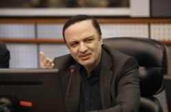 تقویت زیرساخت های کیش به عنوان افتخار ملی؛ نشان از عزم جدی تیم مدیریتی سازمان دارد تقویت زیرساخت های کیش به عنوان افتخار ملی؛ نشان از عزم جدی تیم مدیریتی سازمان دارد