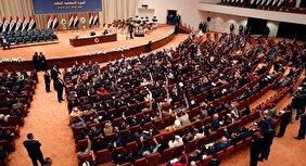 ویدیو/ کتککاری و پرتاب کفش در پارلمان عراق