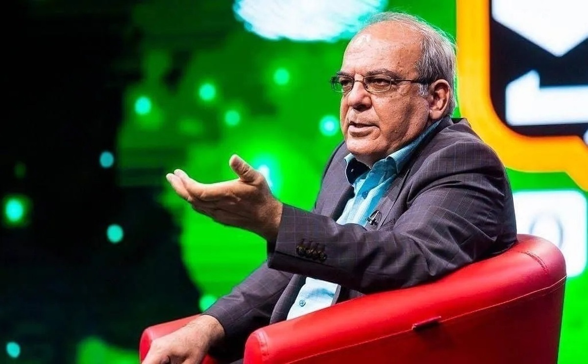 توصیه عباس عبدی به حداد عادل: نگاهی محدود به تاریخ بیاندازید و به دنبال تصاحب فضای مجازی نباشید توصیه عباس عبدی به حداد عادل: نگاهی محدود به تاریخ بیاندازید و به دنبال تصاحب فضای مجازی نباشید