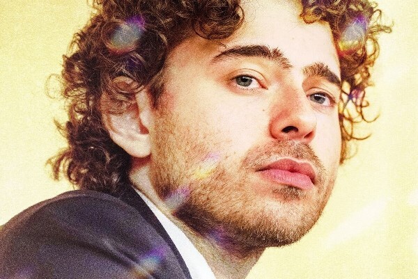 با اولین میلیاردر «نسل زد» آشنا شوید؛ شِین کاپلان کیست؟ با اولین میلیاردر «نسل زد» آشنا شوید؛ شِین کاپلان کیست؟