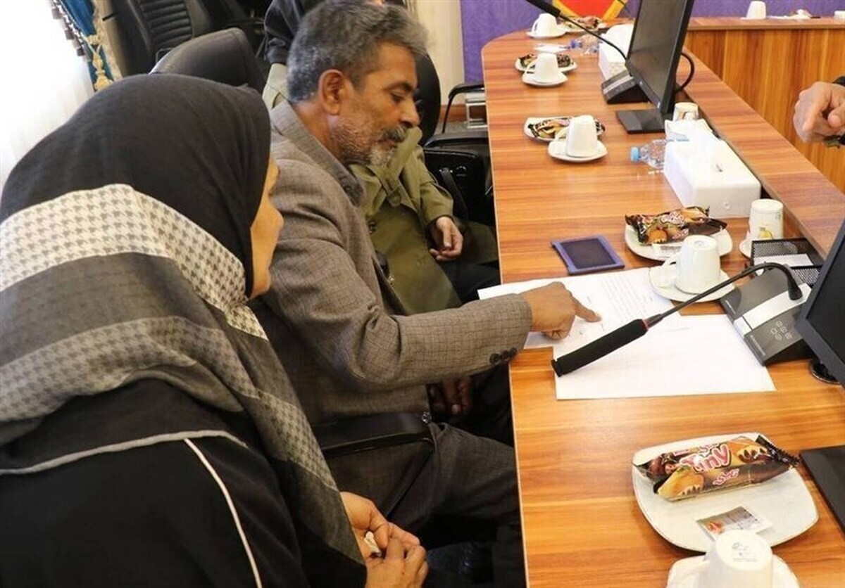 گلی کوهکن، زن محکوم به اعدام بخشیده شد گلی کوهکن، زن محکوم به اعدام بخشیده شد