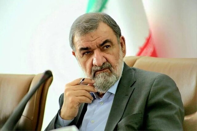 محسن رضایی: به‌جای فرماندهان نظامی باید ترامپ عزل شود | شگفتی‌ها ادامه دارد
