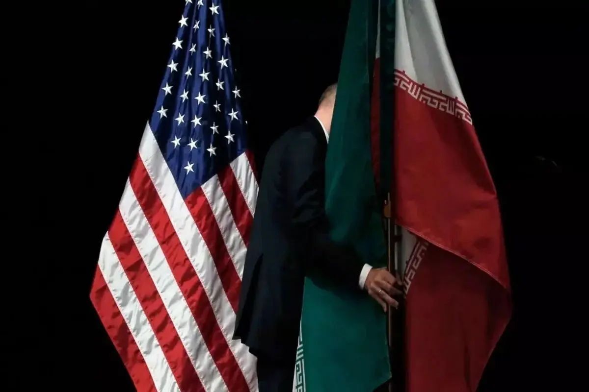فارس به نقل از منبع آگاه: ترامپ به وضوح به دنبال دیدار و توافق با ایران است فارس به نقل از منبع آگاه: ترامپ به وضوح به دنبال دیدار و توافق با ایران است