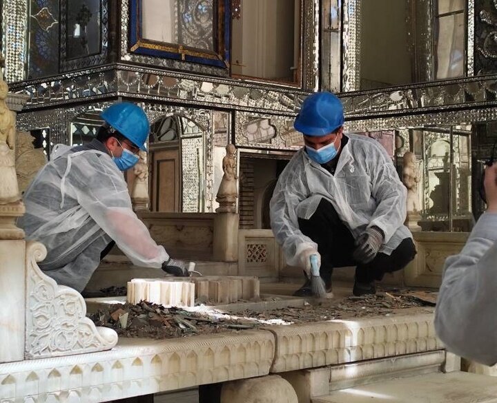 تخت مرمرِ کاخ گلستان حفاظت اضطراری شد تخت مرمرِ کاخ گلستان حفاظت اضطراری شد