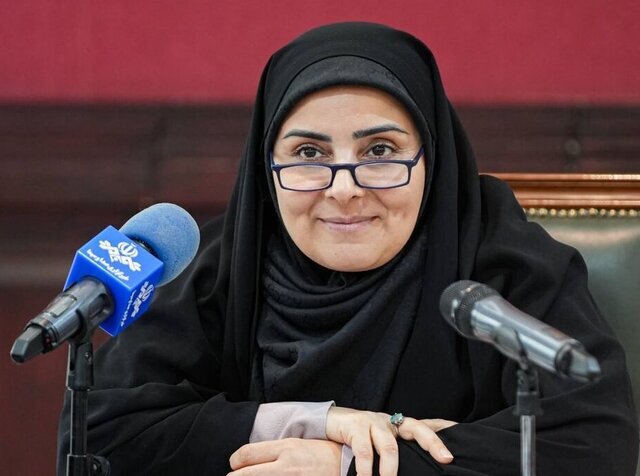 وزیر راه: پروازهای داخلی در برخی فرودگاهها بهزودی از سر گرفته میشود وزیر راه: پروازهای داخلی در برخی فرودگاهها بهزودی از سر گرفته میشود