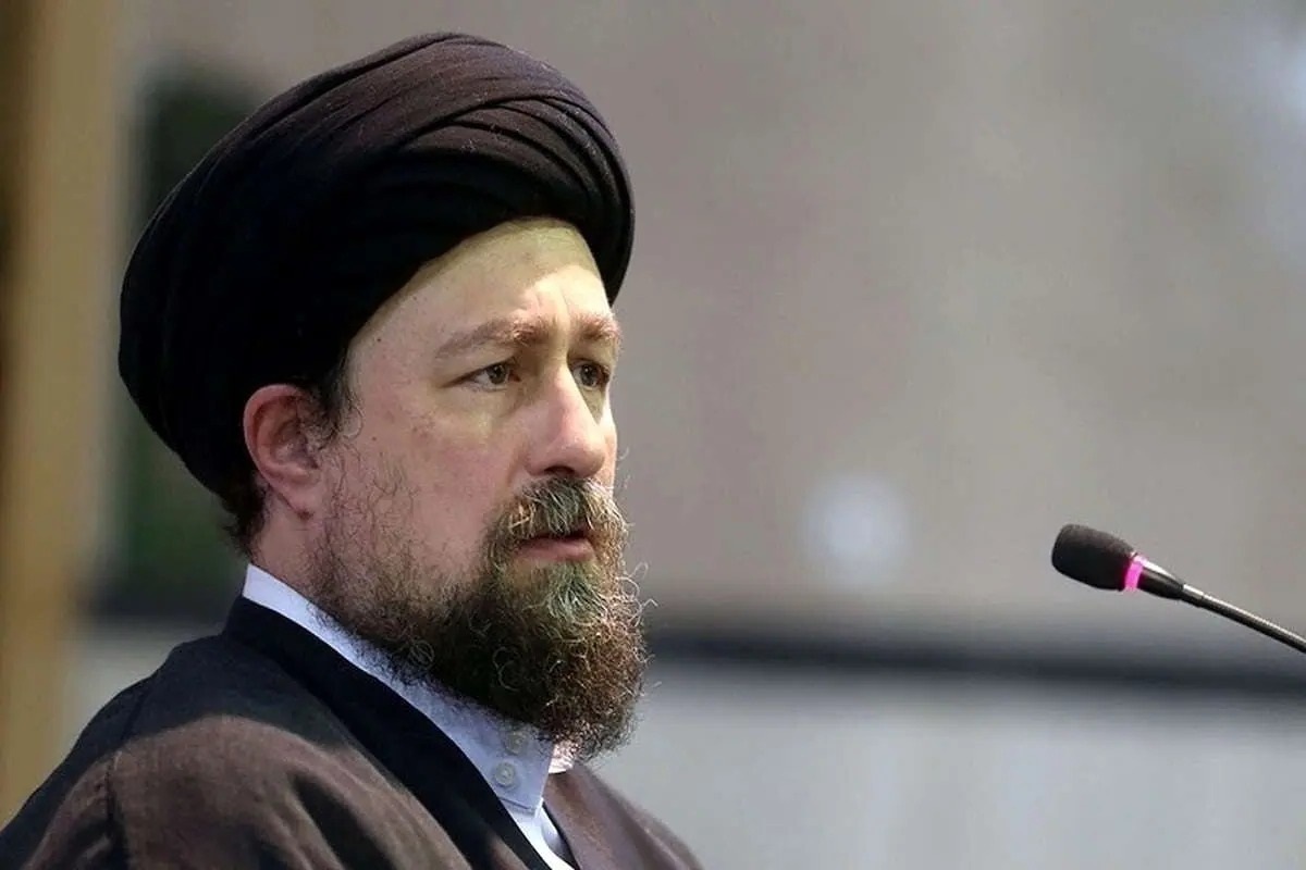 دیدار سیدحسن خمینی با خانواده شهید علی لاریجانی دیدار سیدحسن خمینی با خانواده شهید علی لاریجانی