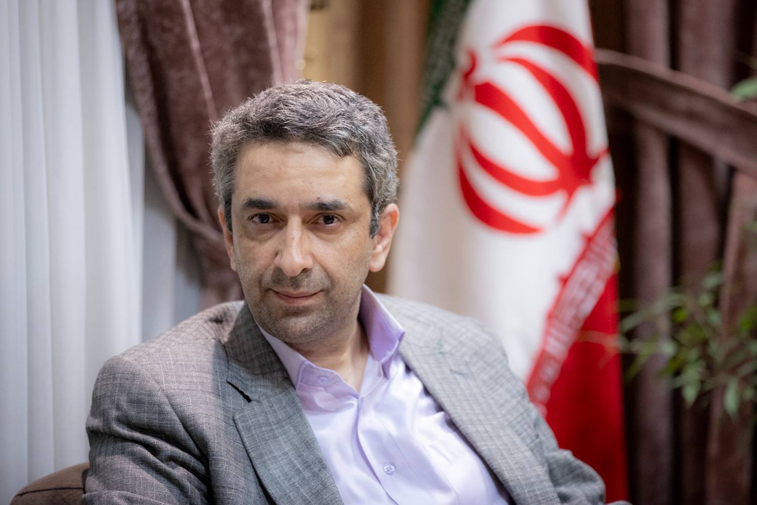 معاون دفتر پزشکیان: ترویج اختلاف در هر لباس و مقامی، از پشت خنجر زدن است معاون دفتر پزشکیان: ترویج اختلاف در هر لباس و مقامی، از پشت خنجر زدن است