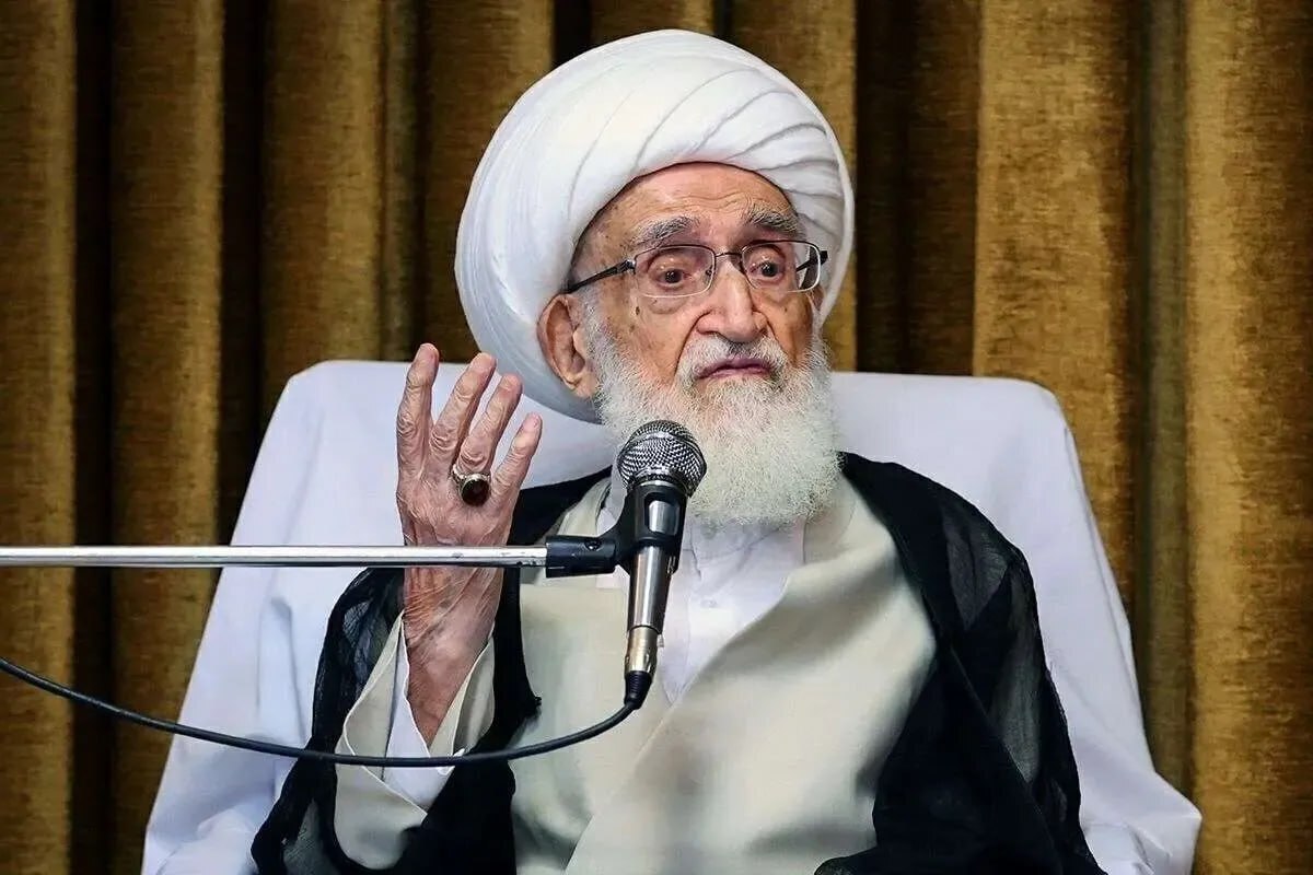 توصیه آیتالله نوریهمدانی به اجتماعات مردمی؛ حفظ وحدت و انسجام ملی با محوریت ولیفقیه توصیه آیتالله نوریهمدانی به اجتماعات مردمی؛ حفظ وحدت و انسجام ملی با محوریت ولیفقیه