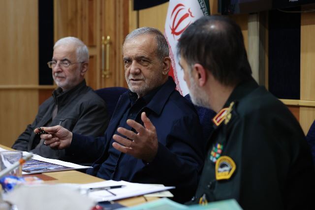 پزشکیان: ترجیح منطقی و مبتنی بر منافع ملی تکمیل پیروزی نیروهای مسلح در عرصه دیپلماسی است پزشکیان: ترجیح منطقی و مبتنی بر منافع ملی تکمیل پیروزی نیروهای مسلح در عرصه دیپلماسی است