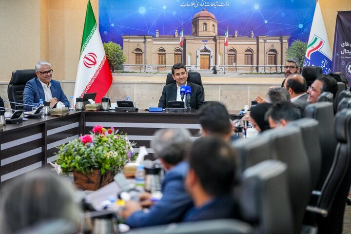 وزیر ارتباطات: محدود کردن اینترنت به برخی خدمات یا پلتفرم‌ها، نگاه دقیقی به نیازهای جامعه نیست