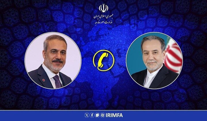 رایزنی عراقچی با وزیران خارجه مصر و ترکیه رایزنی عراقچی با وزیران خارجه مصر و ترکیه